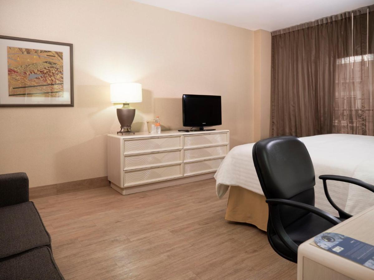 Holiday Inn Express Torreon By Ihg Exterior foto