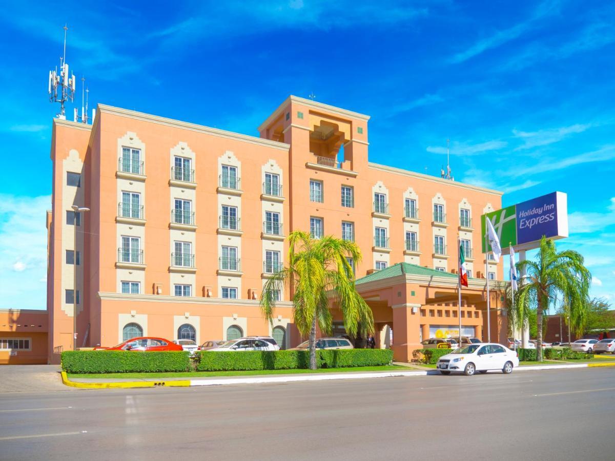 Holiday Inn Express Torreon By Ihg Exterior foto
