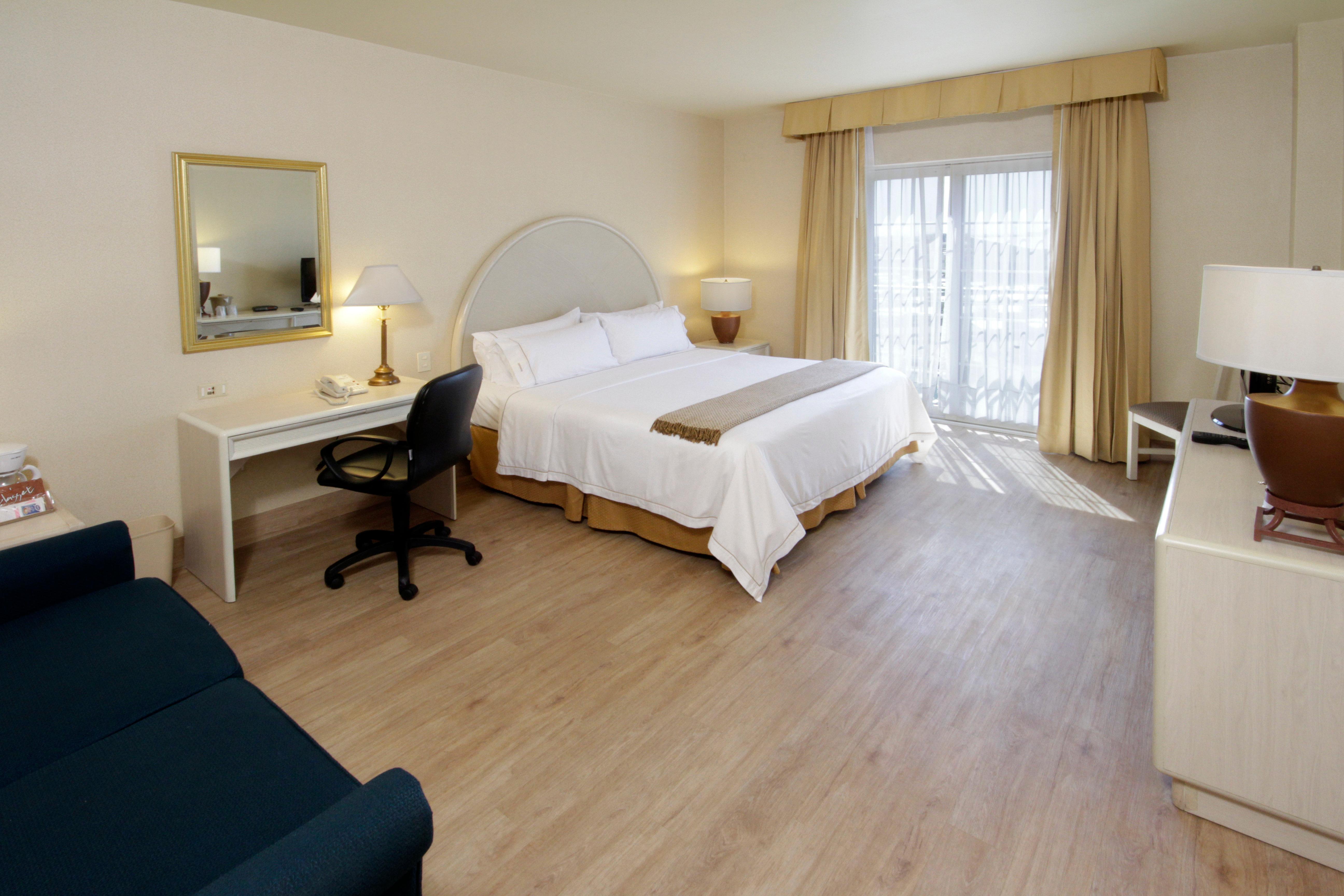 Holiday Inn Express Torreon By Ihg Exterior foto