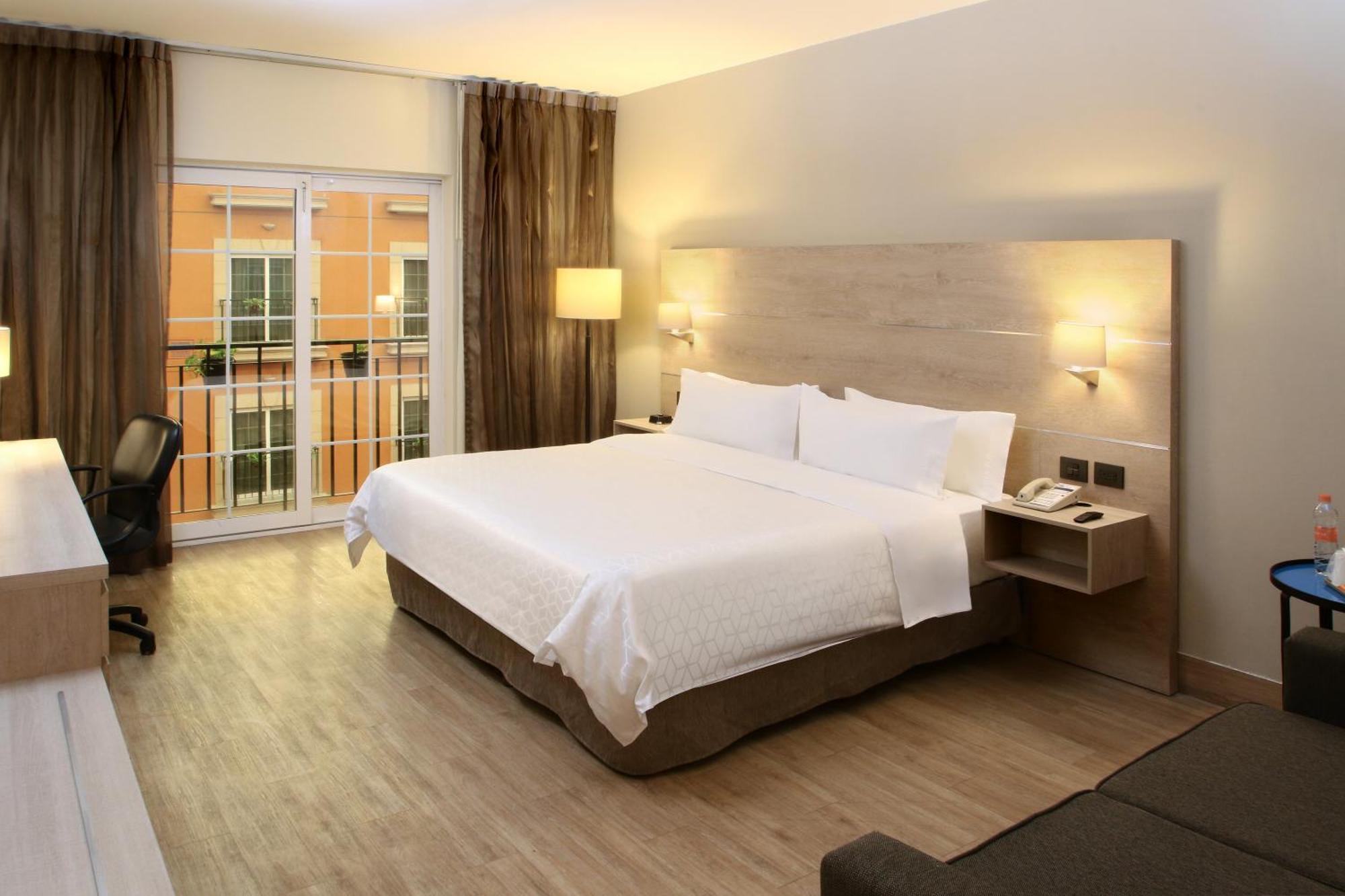 Holiday Inn Express Torreon By Ihg Exterior foto